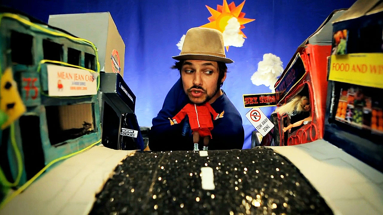 Superluckies - Taking the Michael